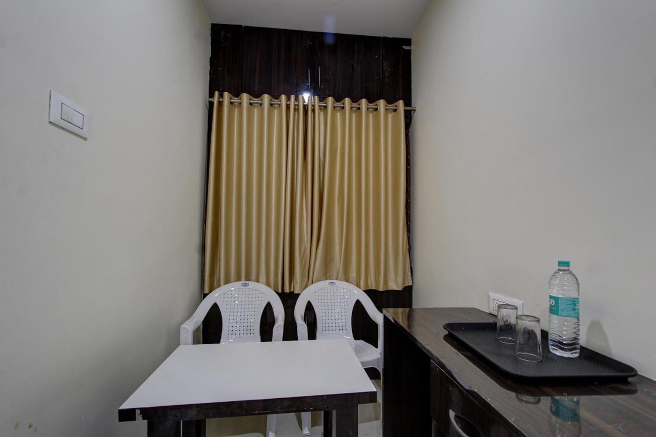 Collection O 38566 Mk Hotel And Lodge Gulbarga Exterior photo